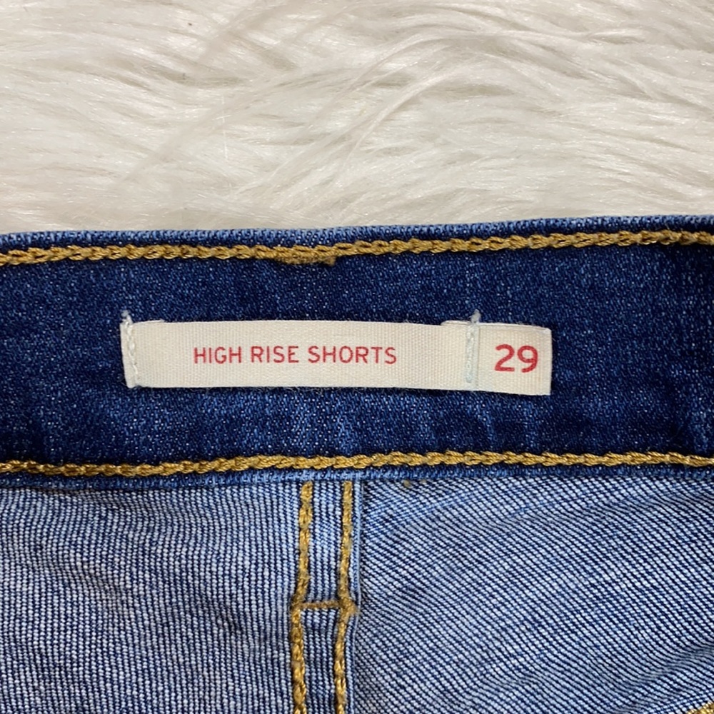 Levi’s | High Rise Shorts - Picture 11 of 13